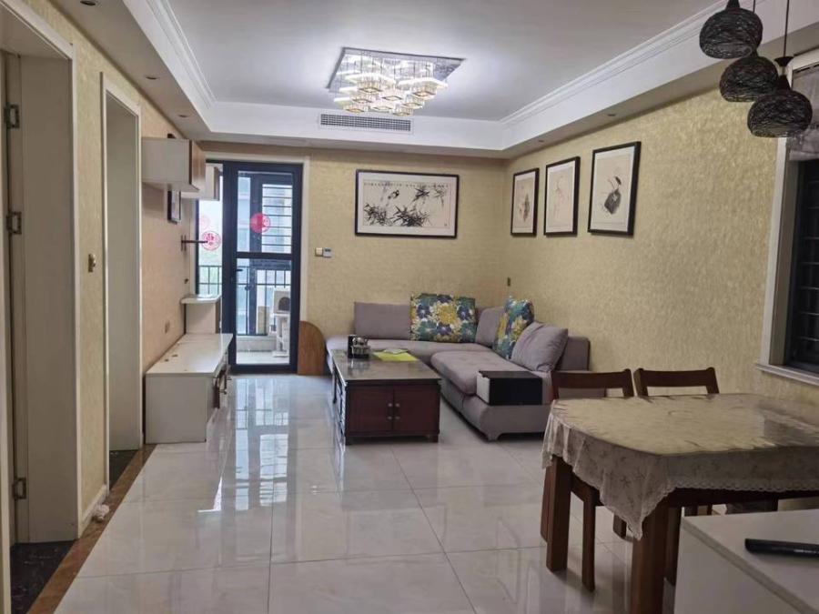 郑州市管城回族区经八南路金沙湖高尔夫官邸二期9号楼801室