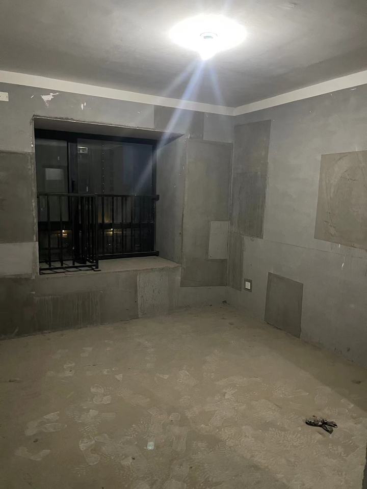 郑州市二七区广秀路72号5号楼7层701