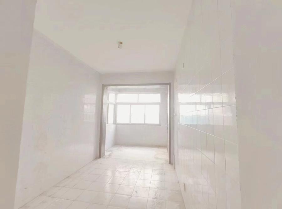 郑州市中原区华山路188号院1号楼1单元1层2号